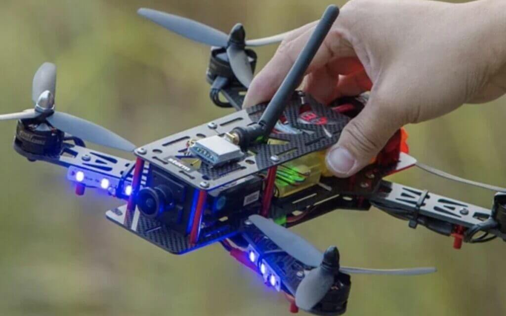 posso montar um drone de corrida 